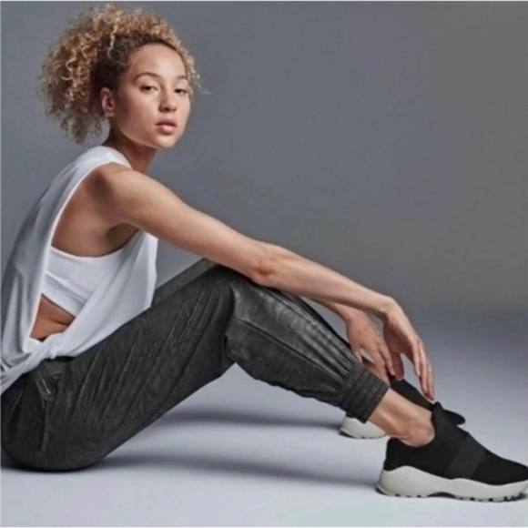 Athleta Camden Printed Athletic Jogger Pant in Black Moire - Picture 1 of 12